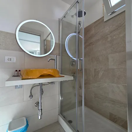 Litoranea 80 Bed & Breakfast Follonica