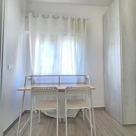 Litoranea 80 Bed & Breakfast *