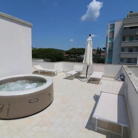 Bed & Breakfast Litoranea 80 Follonica