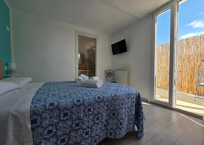 Litoranea 80 Bed & Breakfast Follonica