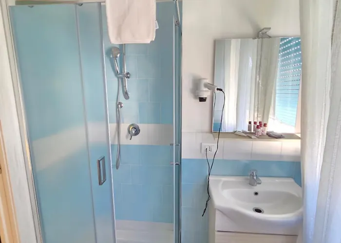 Litoranea 80 Bed & Breakfast Follonica