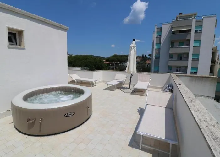 Bed & Breakfast Litoranea 80 Follonica